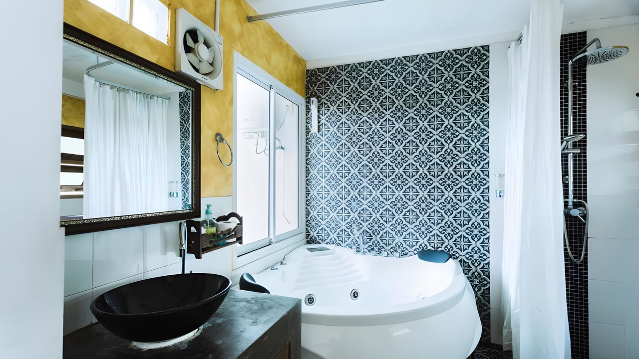 Photo of Bathroom in Thapae