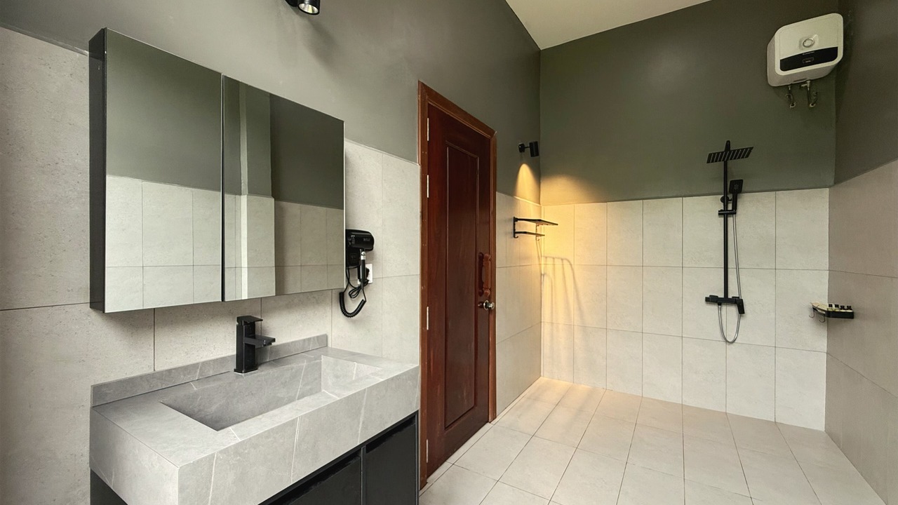 Photo of Bathroom in Daem Thkov