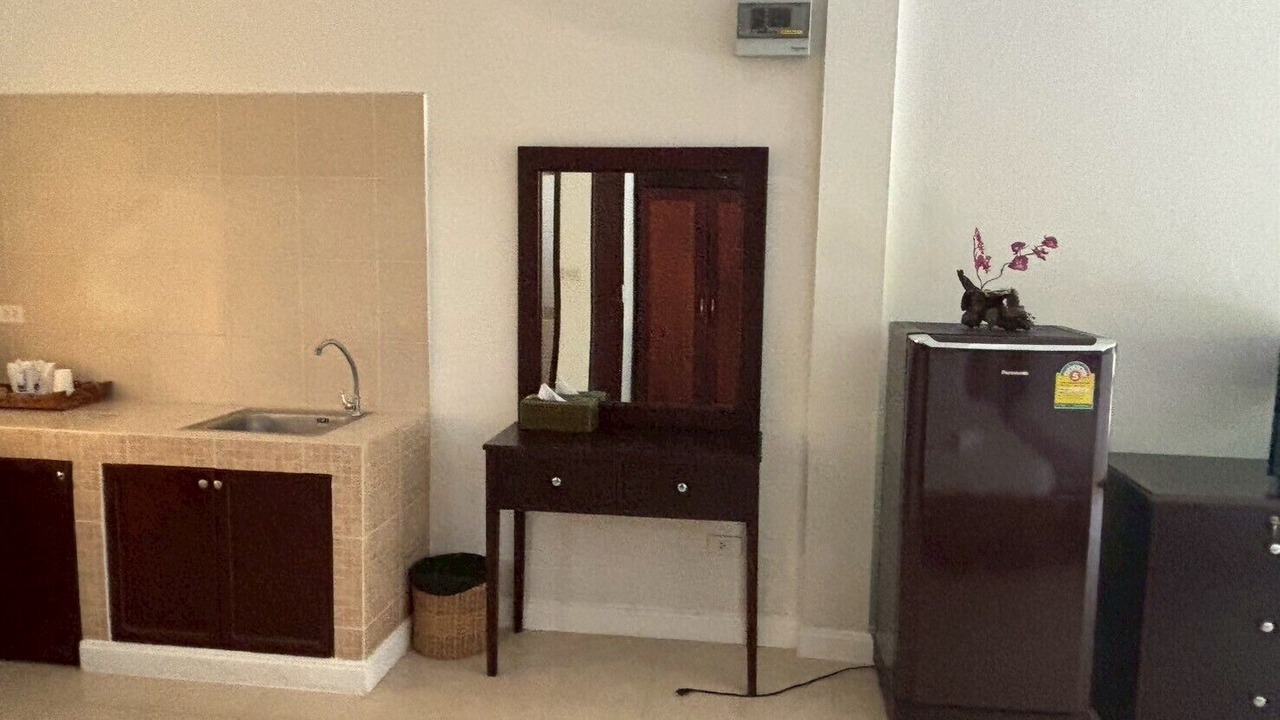 Photo of Bedroom in Khanong Phra