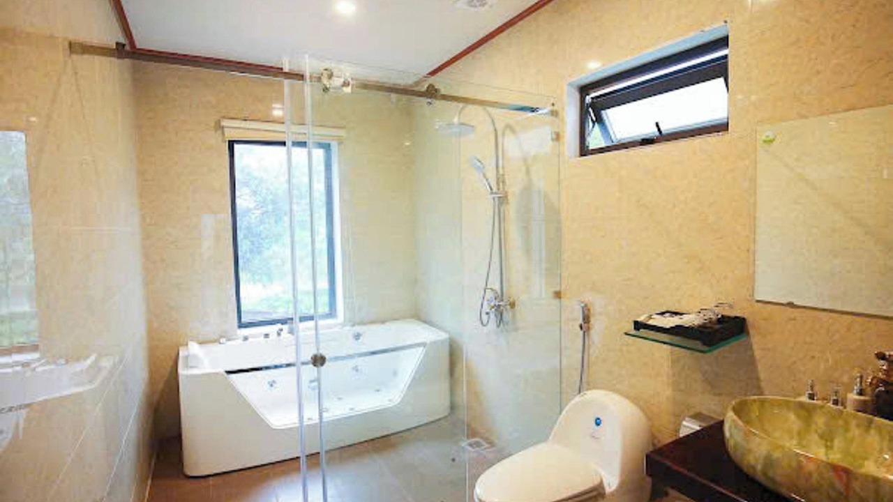 Photo of Bathroom in Hoa Lu