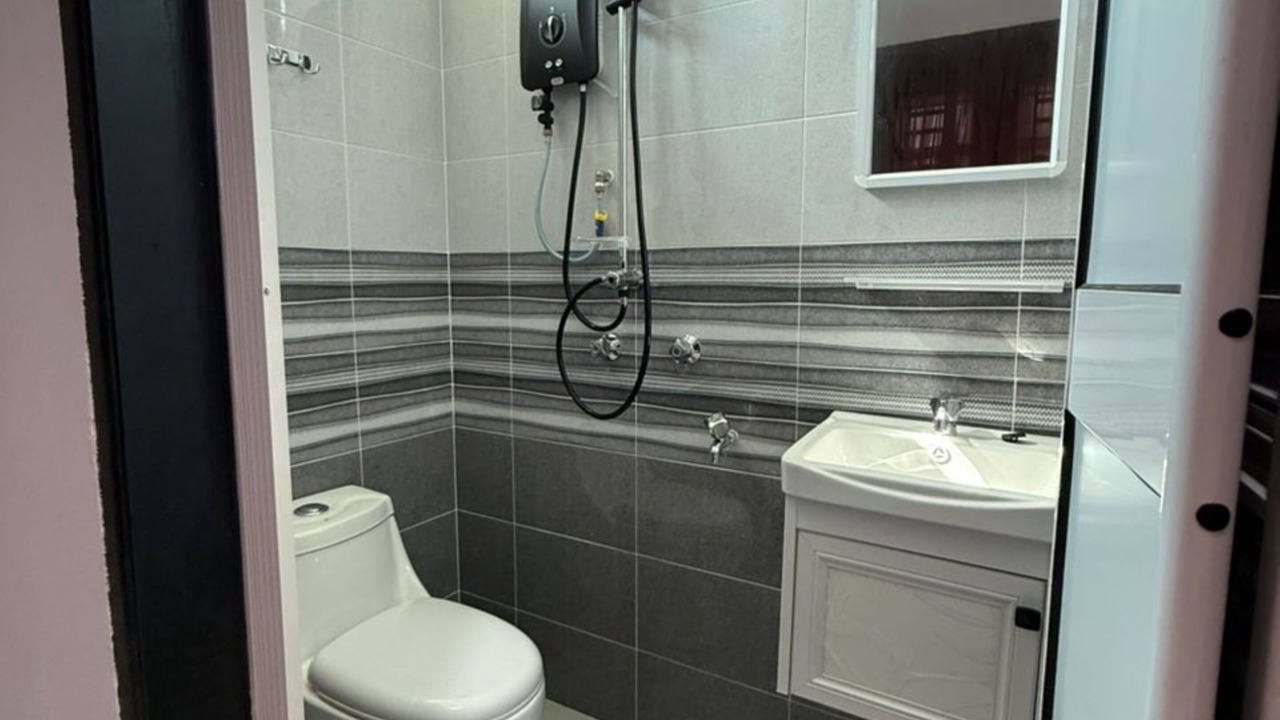 Photo of Bathroom in Kampung Bukit Depu