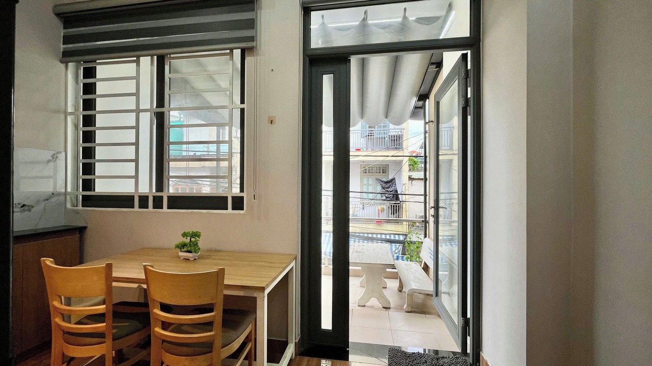 Photo of Patio Balcony in Ba Queo