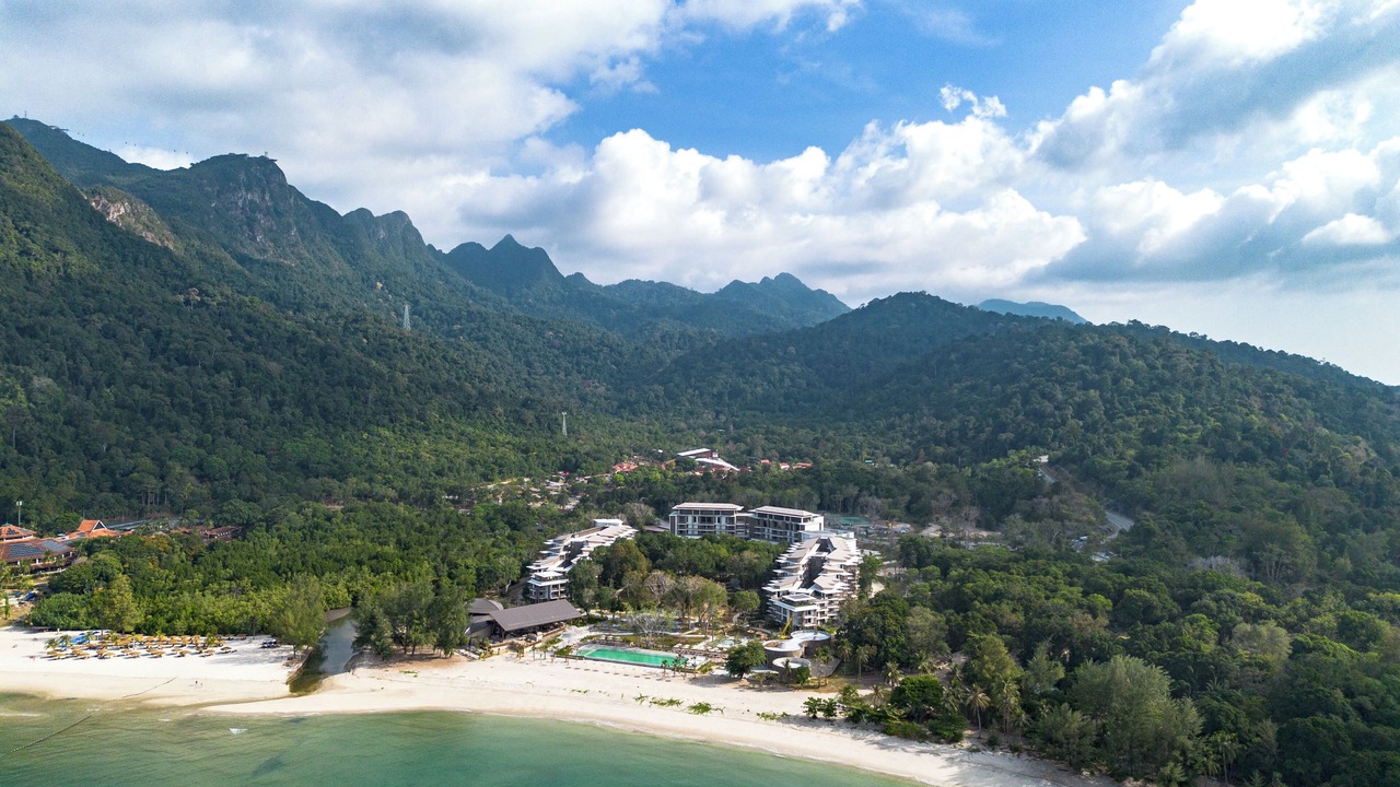Photo of Outdoor in Padang Matsirat