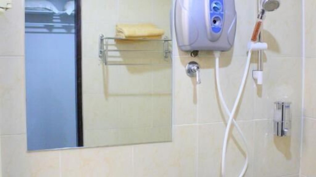 Photo of Bathroom in Taman Canning