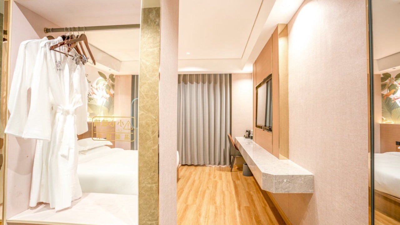 Photo of Bedroom in Ta Khmau