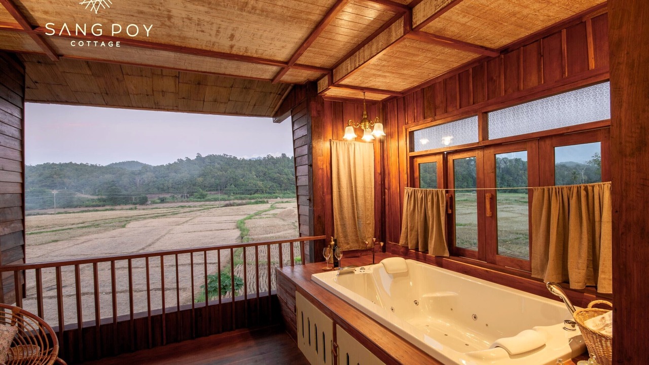 Photo of Bedroom in Pang Mu