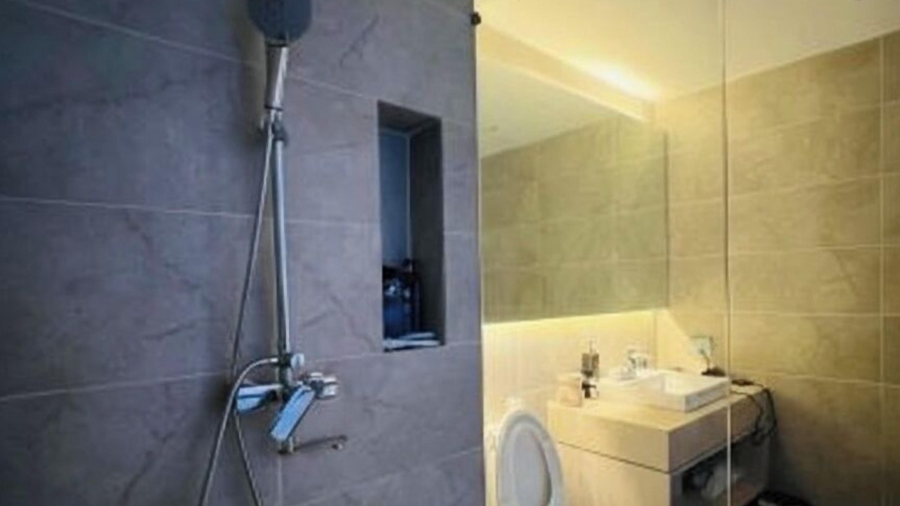 Photo of Bathroom in Tuol Kouk