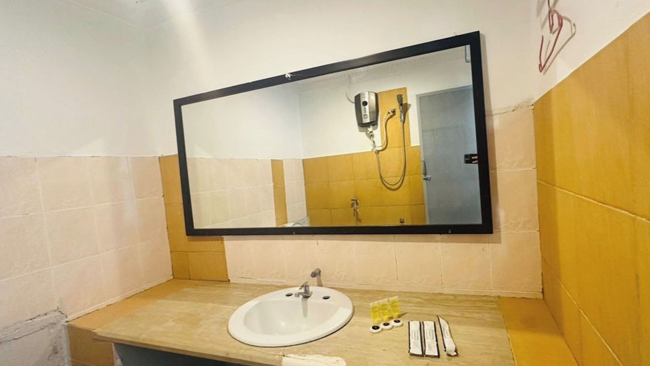 Photo of Bathroom in Tanjung Tanah Merah
