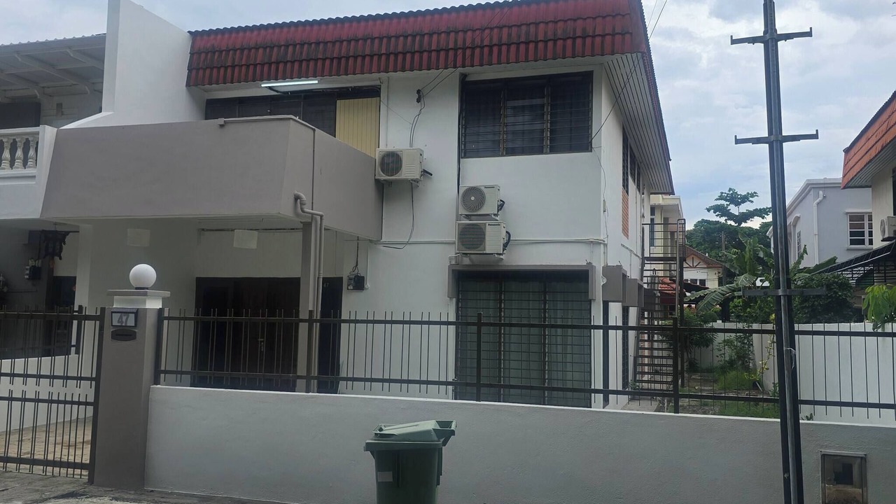 Photo of Patio Balcony in Kampung Sungai Nibong