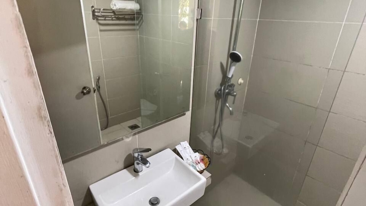 Photo of Bathroom in Kampung Nail