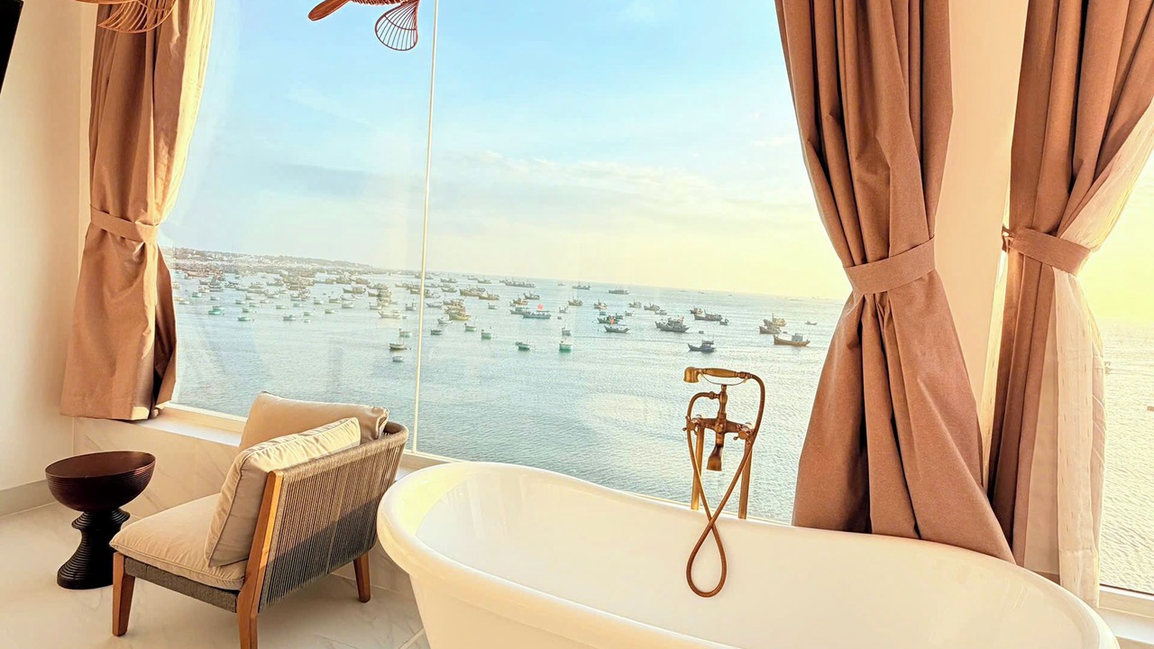 Photo of Bathroom in East Ham Tien Beach