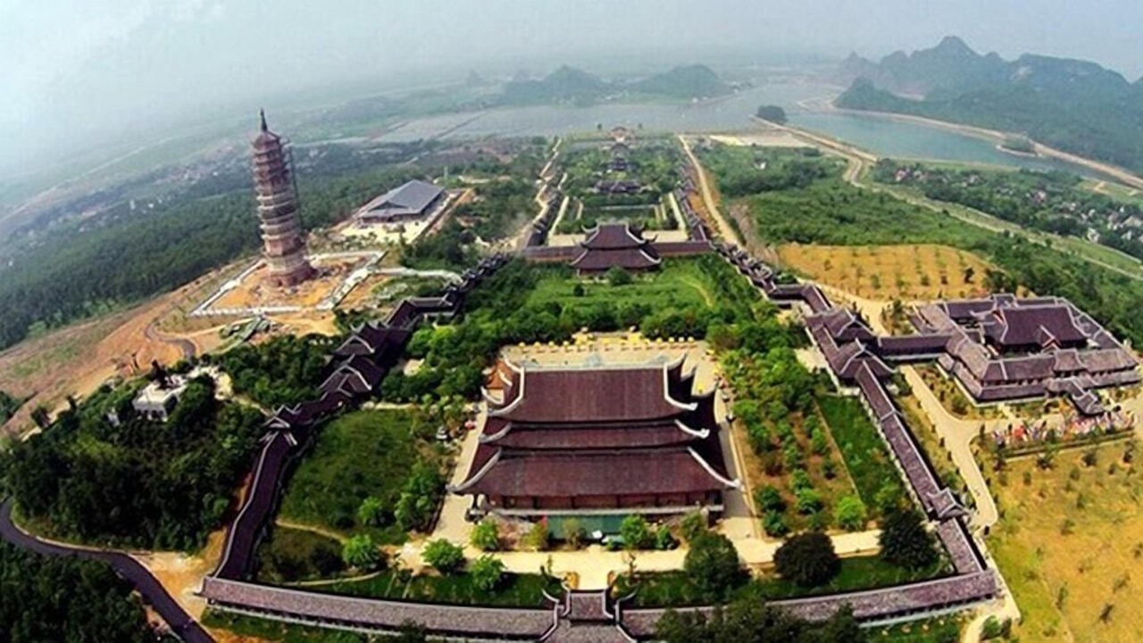 Photo of Others in Hoa Lu