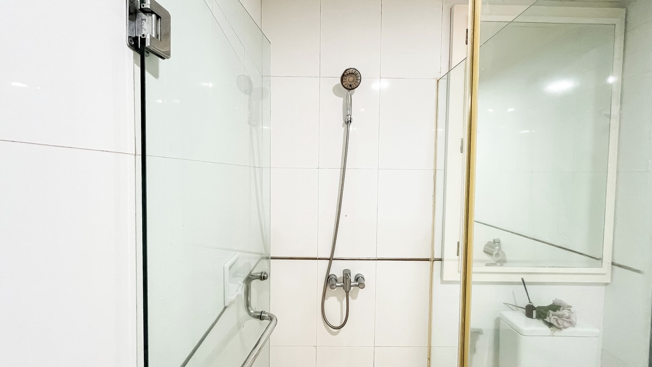 Photo of Bathroom in Senayan