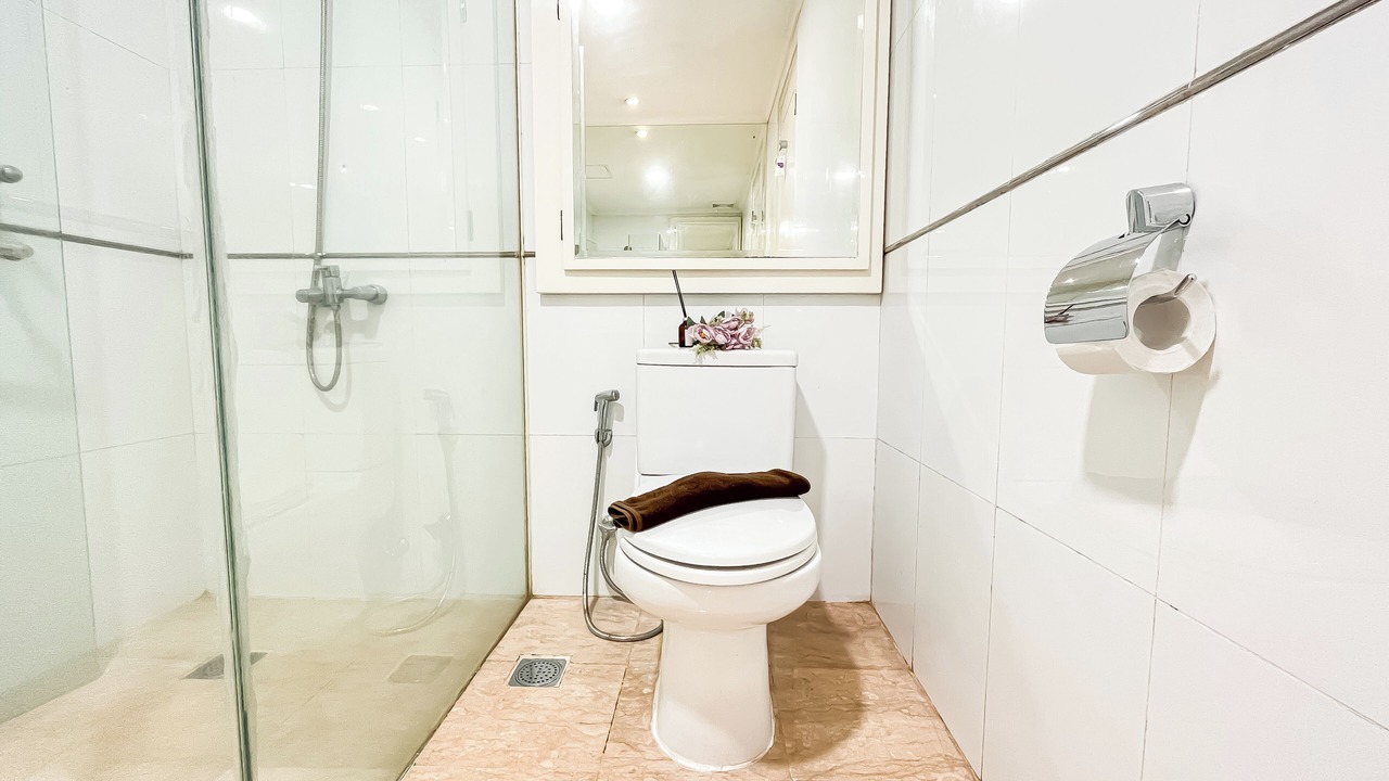 Photo of Bathroom in Senayan