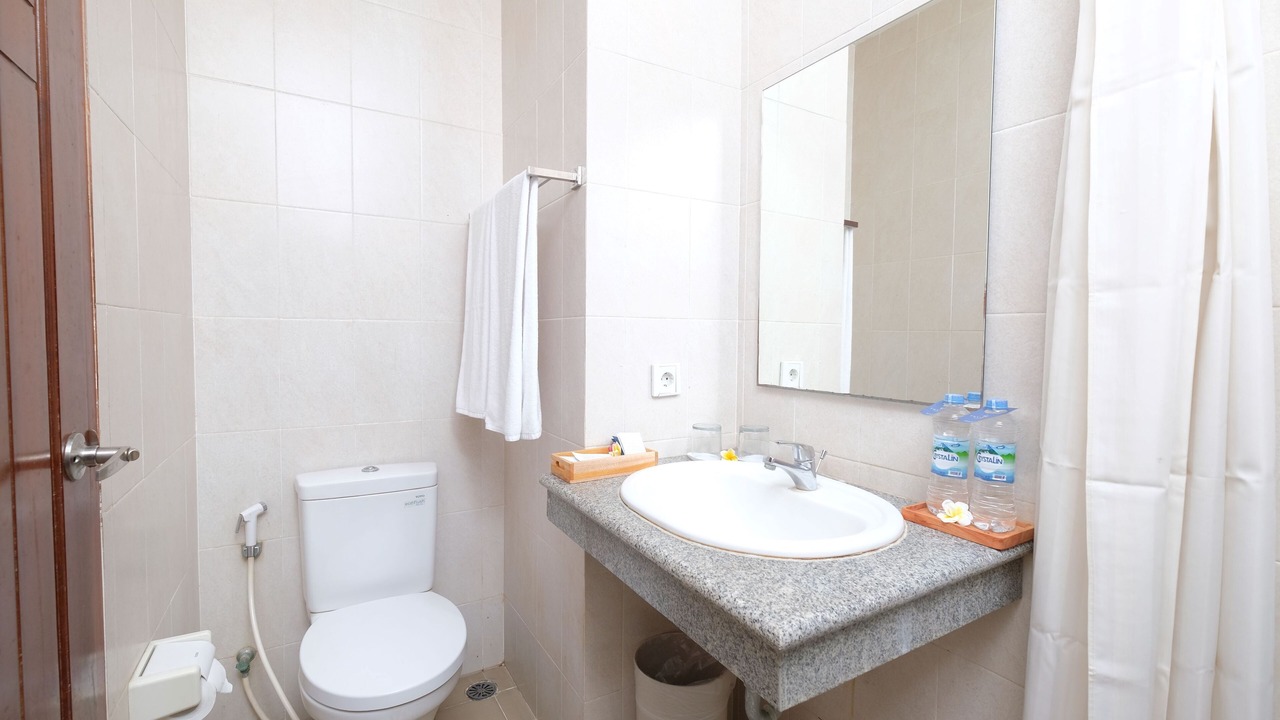 Photo of Bathroom in Laweyan