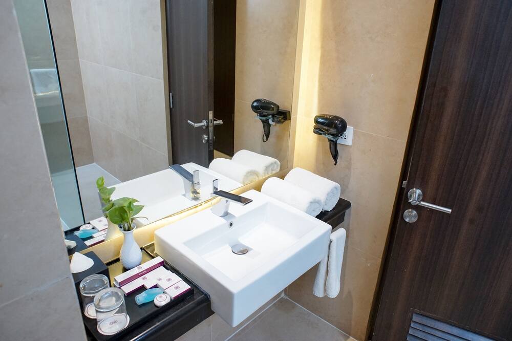 Photo of Bathroom in Laweyan