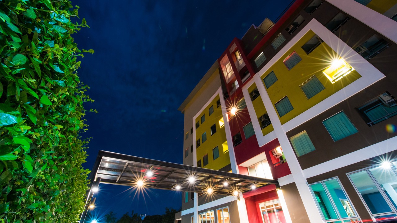 Photo of Buildings in Nakhon Pathom
