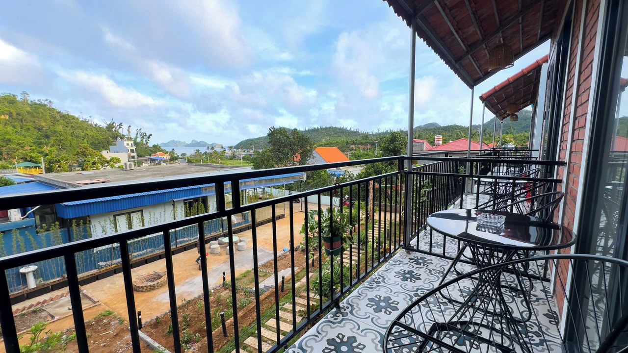 Photo of Patio Balcony in Cat Hai