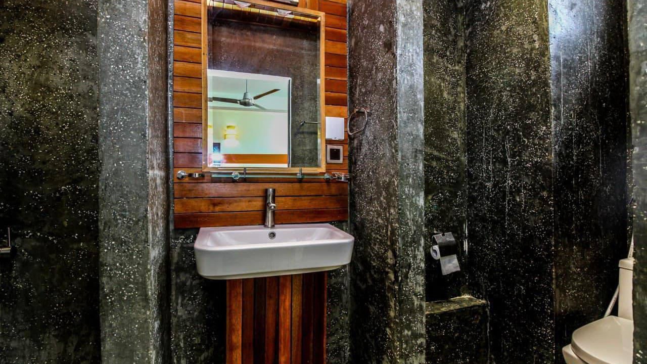 Photo of Bathroom in Chamkar Mon