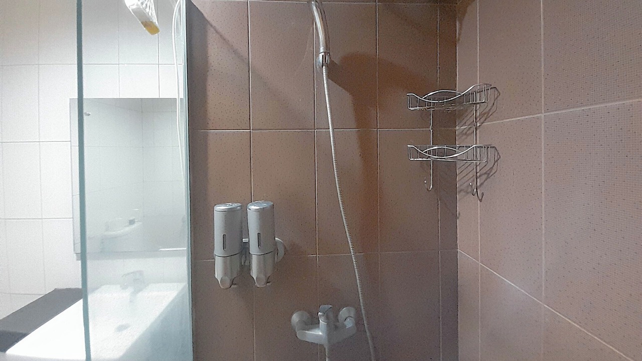 Photo of Bathroom in Sukajadi