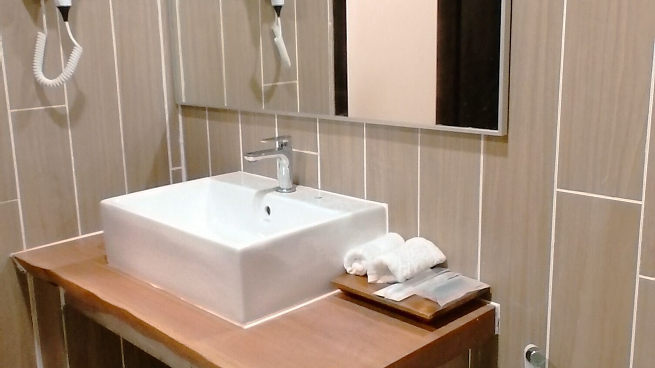 Photo of Bathroom in Pantai Barat Division