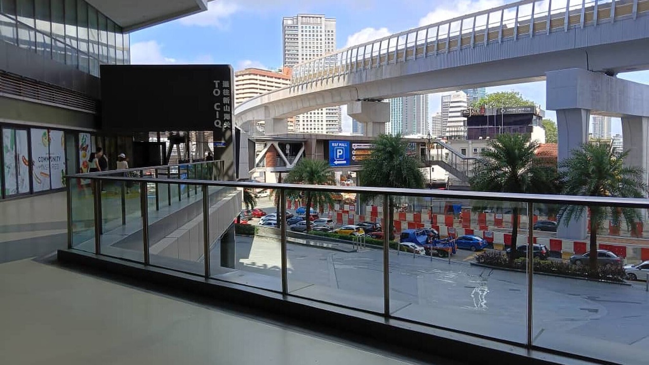 Photo of Patio Balcony in Central District