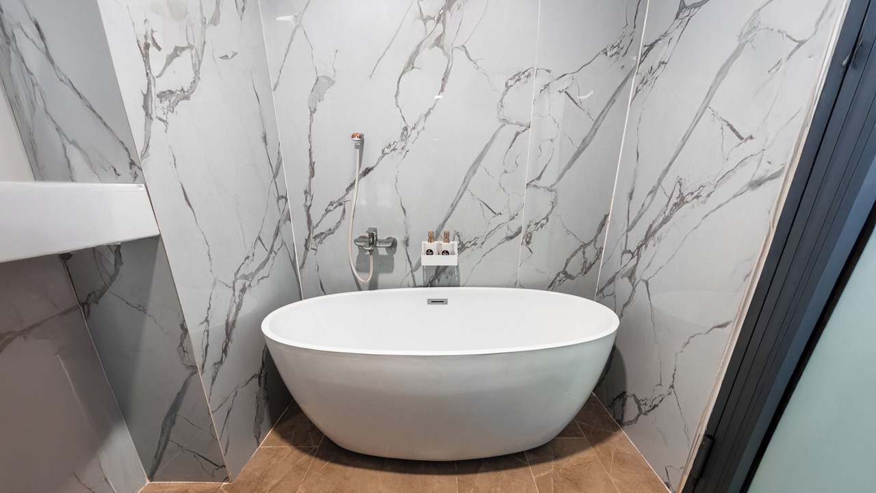 Photo of Bathroom in District 12