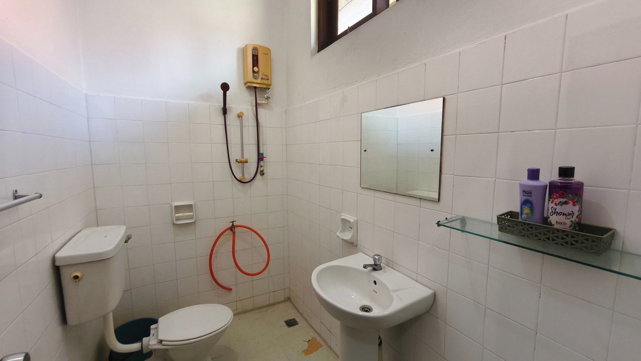 Photo of Bathroom in Kawasan Perindustrian Chendering