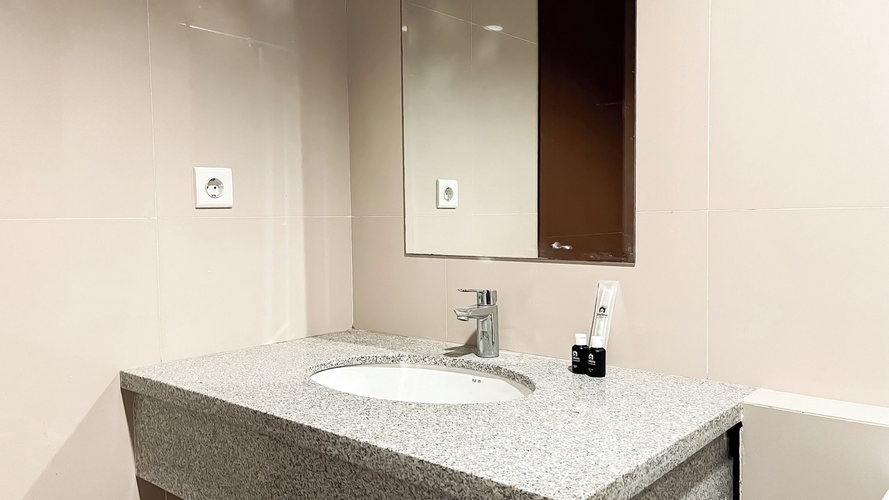 Photo of Bathroom in Chinatown