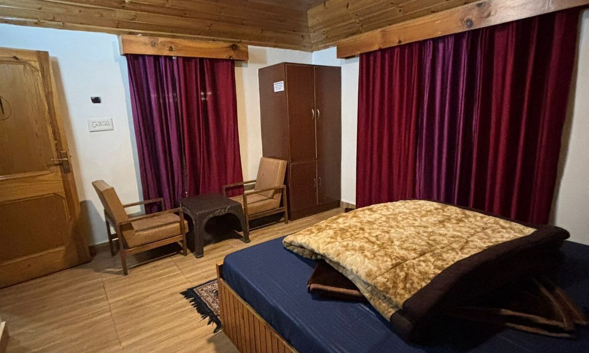 Photo of Bedroom in Old Manali