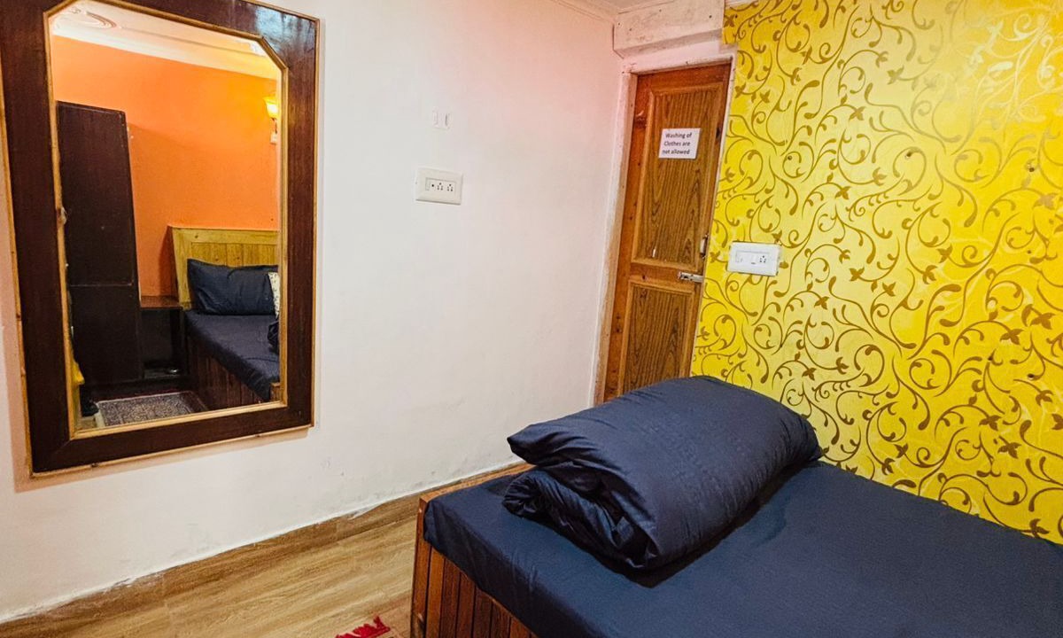 Photo of Bedroom in Old Manali