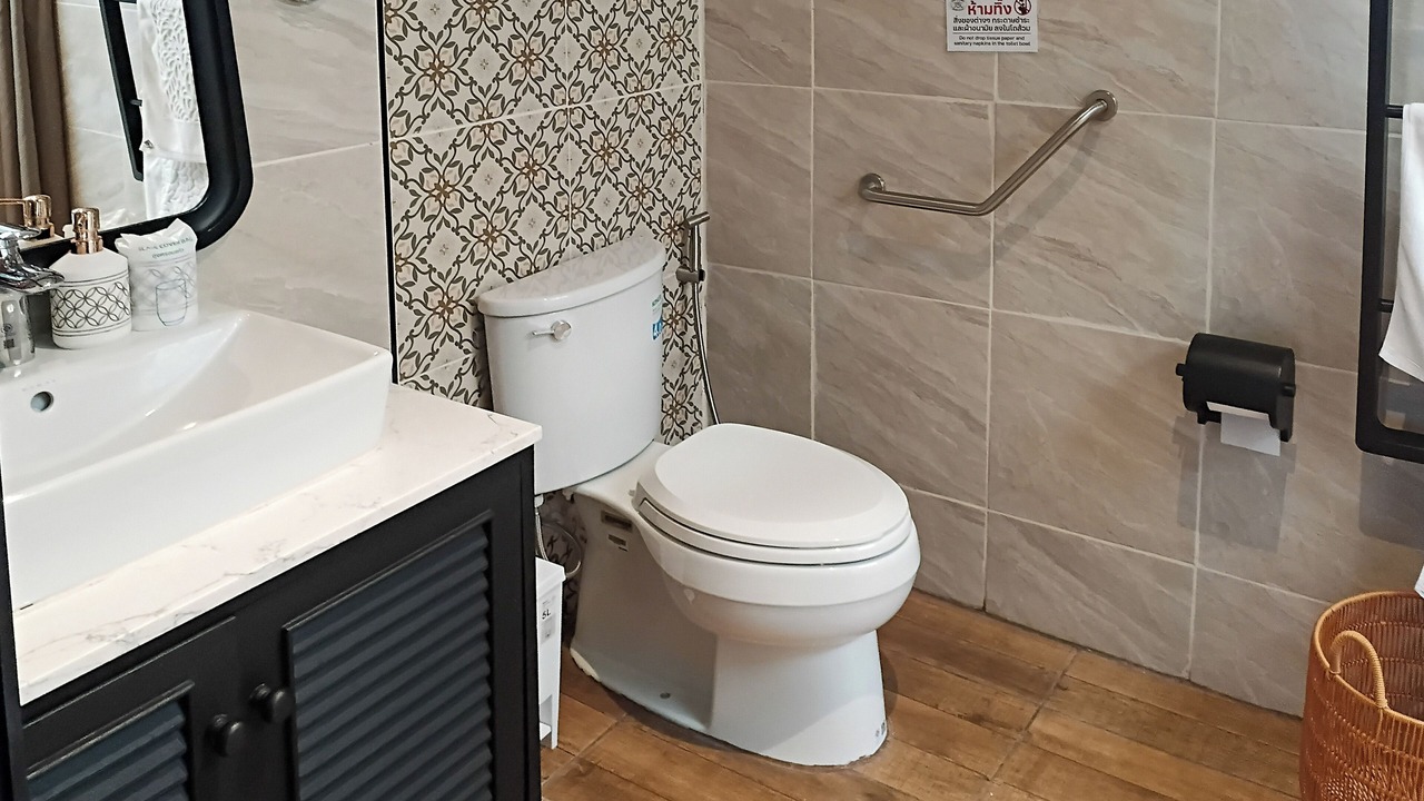 Photo of Bathroom in Krok Phra