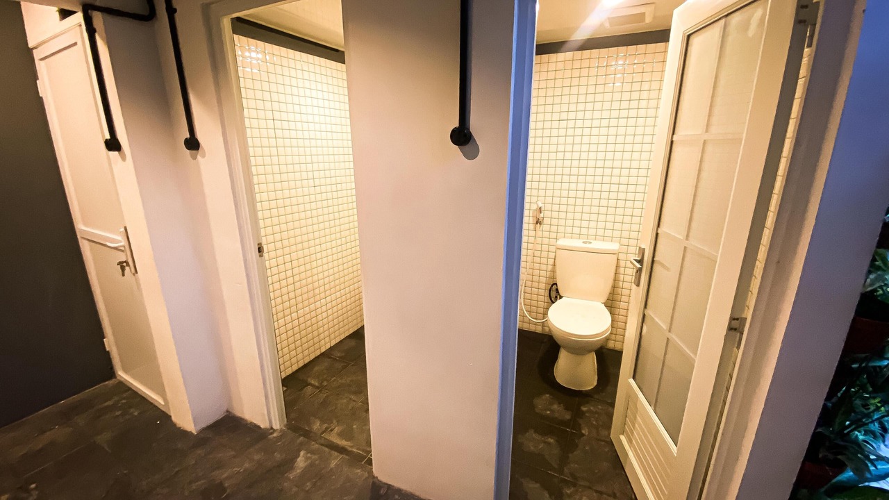 Photo of Bathroom in Central Yogyakarta