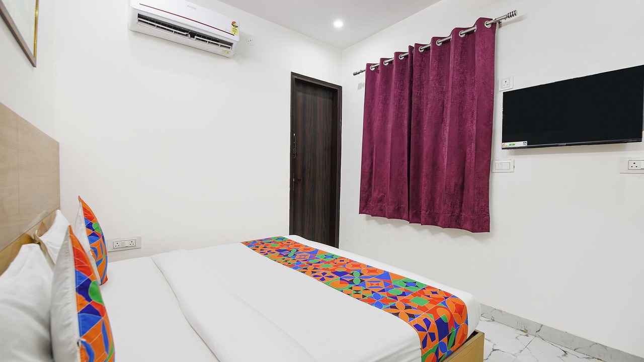 Photo of Bedroom in Janakpuri
