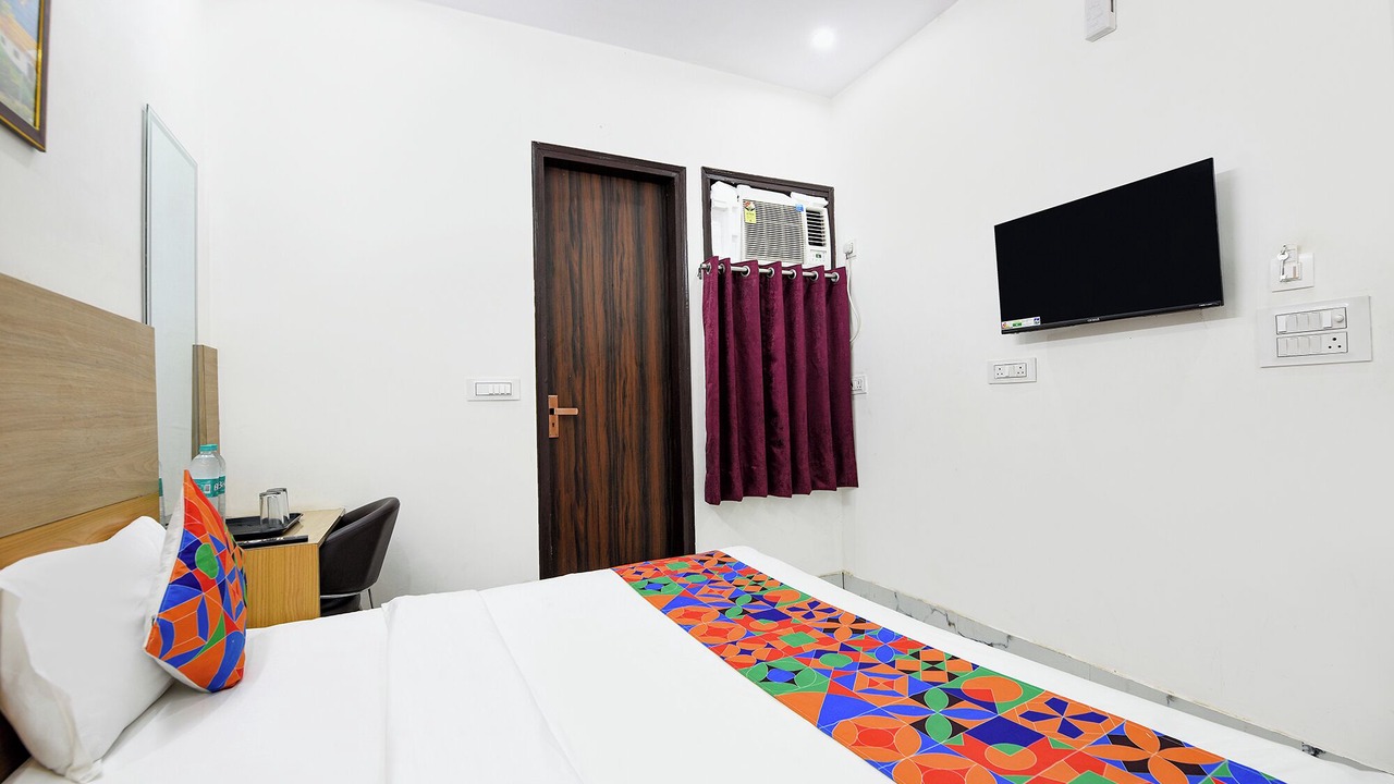 Photo of Bedroom in Janakpuri