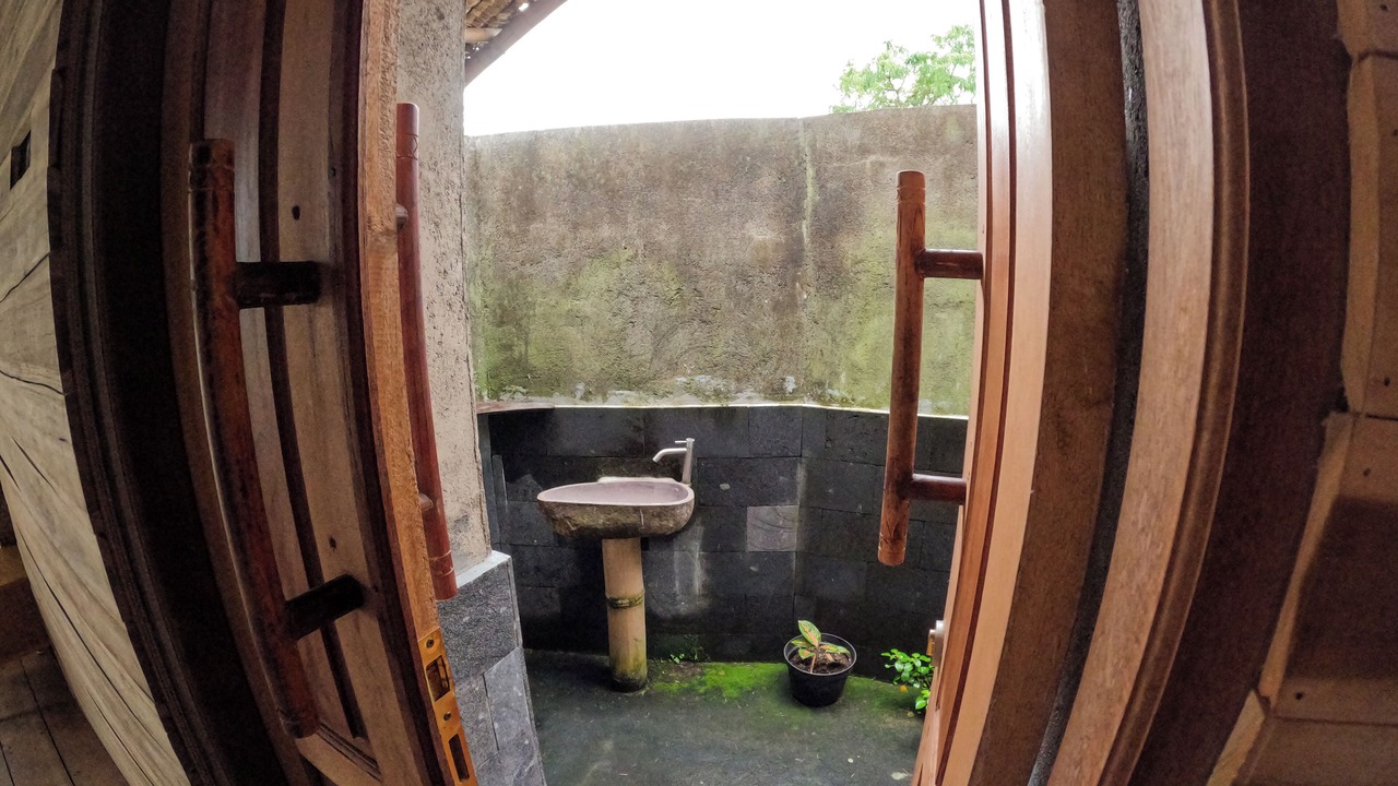 Photo of Patio Balcony in Kecamatan Pringgasela