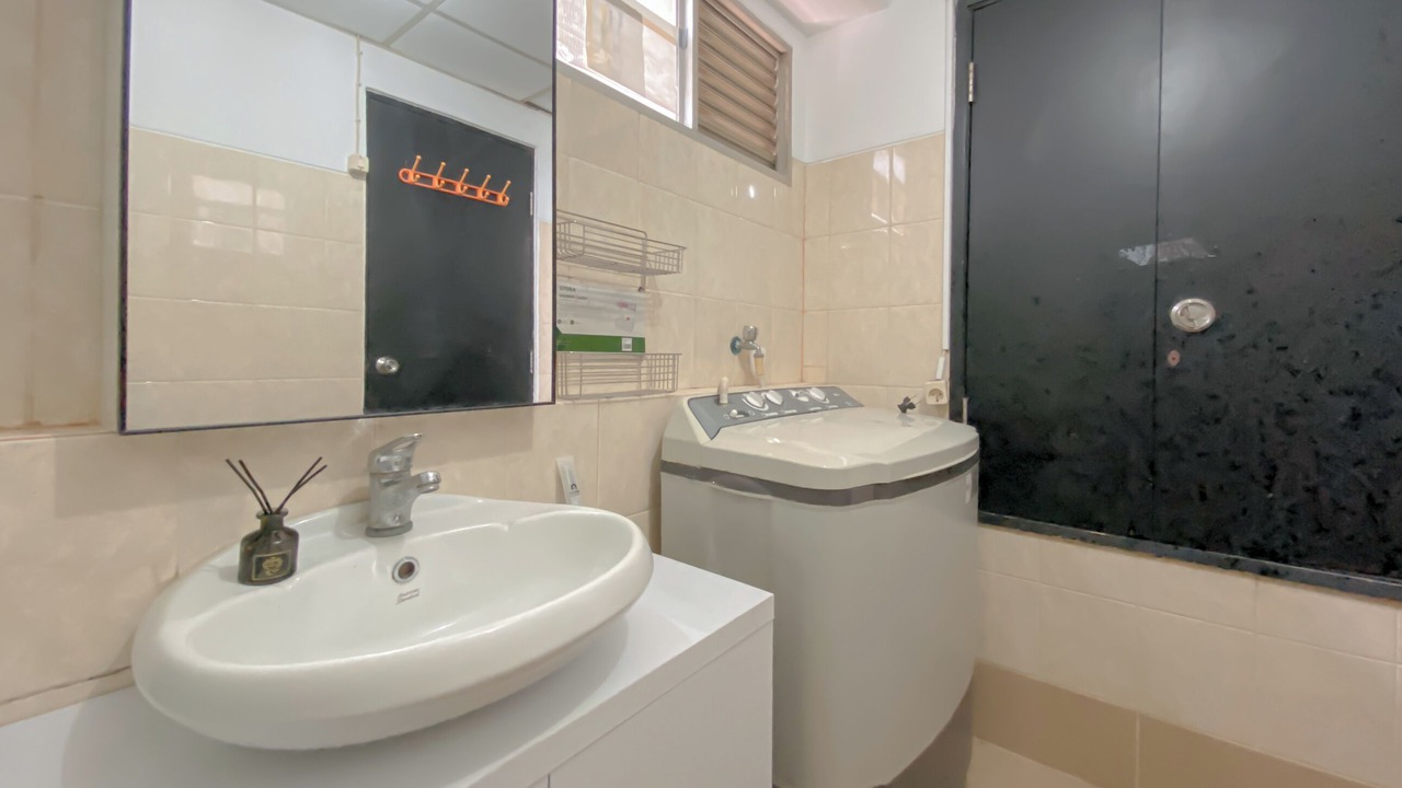 Photo of Bathroom in Karet