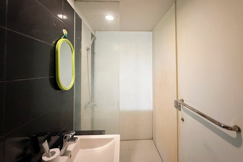 Photo of Bathroom in Siwalankerto