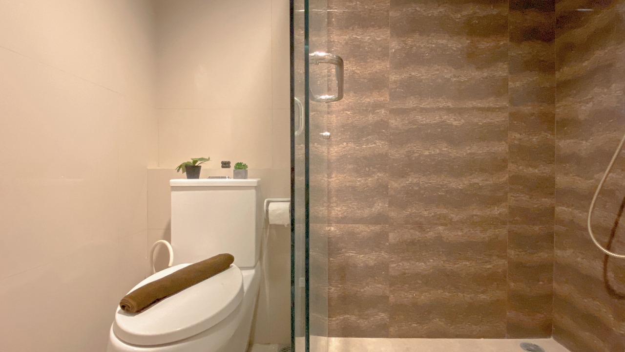 Photo of Bathroom in Chinatown