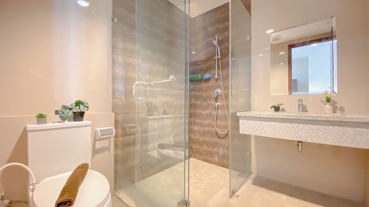 Photo of Bathroom in Chinatown