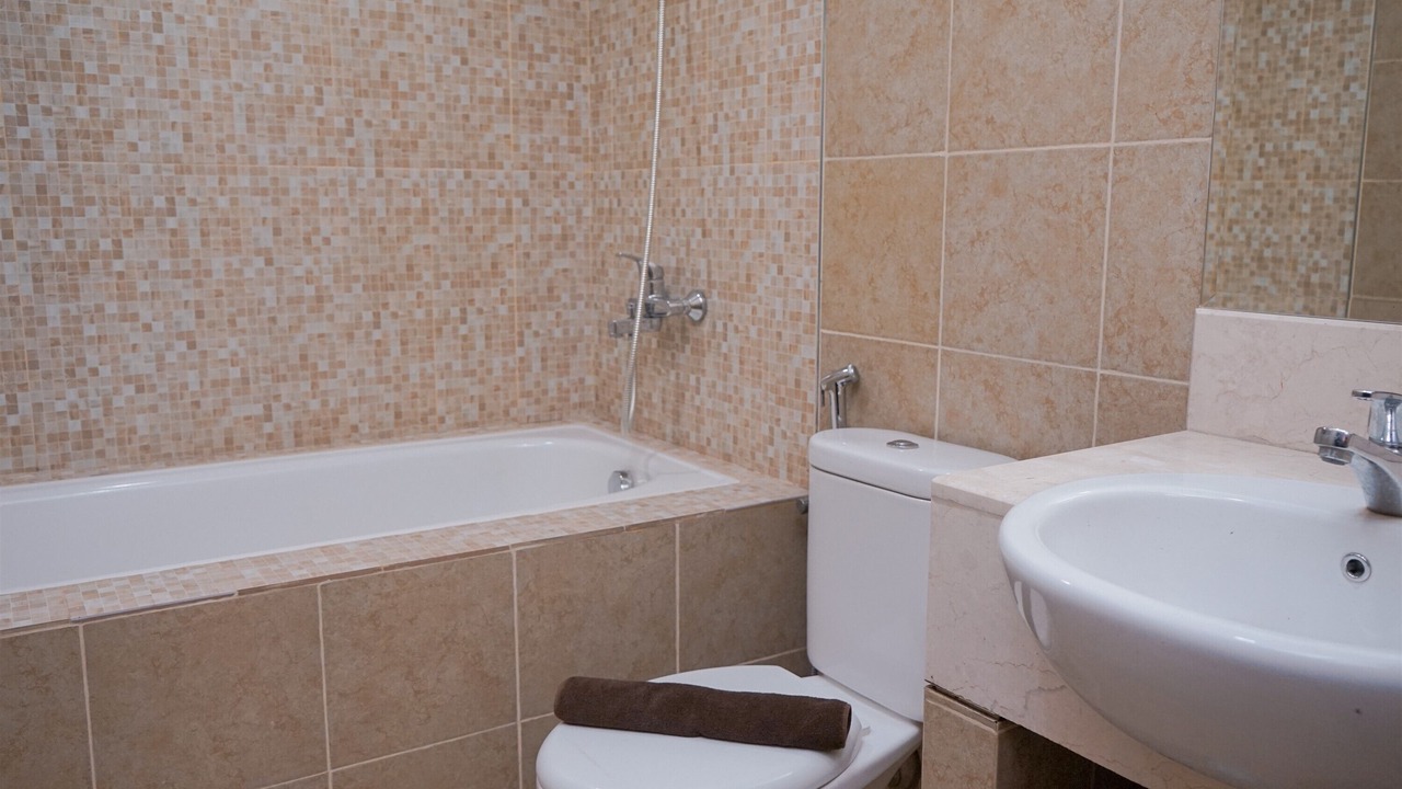 Photo of Bathroom in Panunggangan Utara