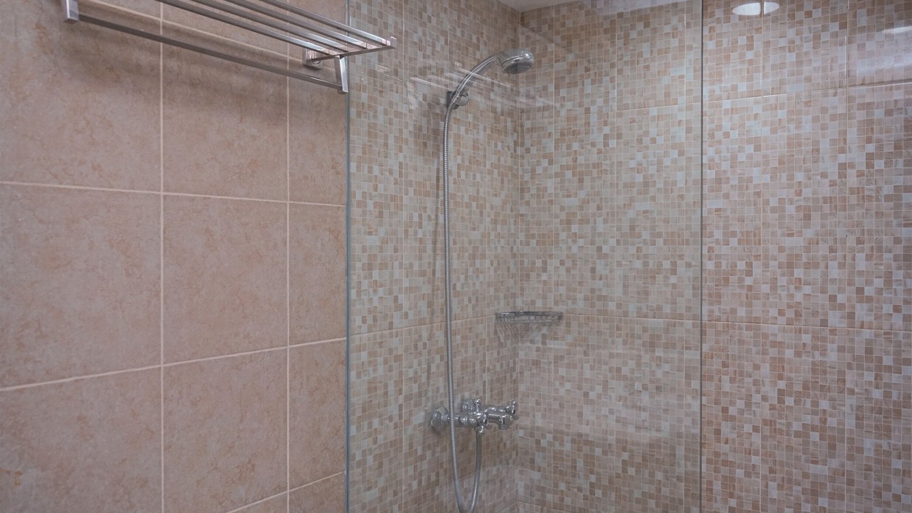 Photo of Bathroom in Panunggangan Utara