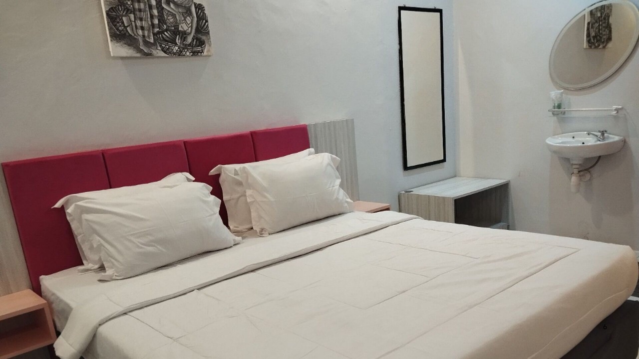 Photo of Bedroom in Muaratewe