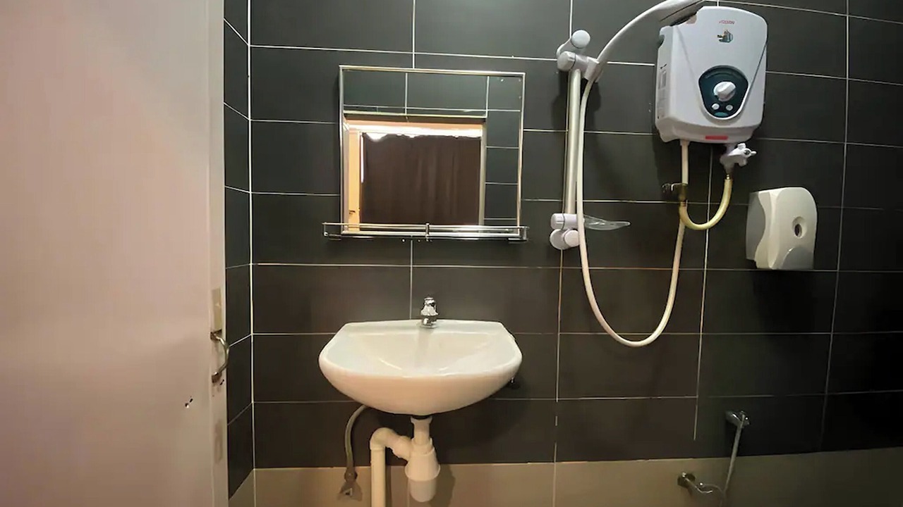 Photo of Bathroom in Batu Ferringhi