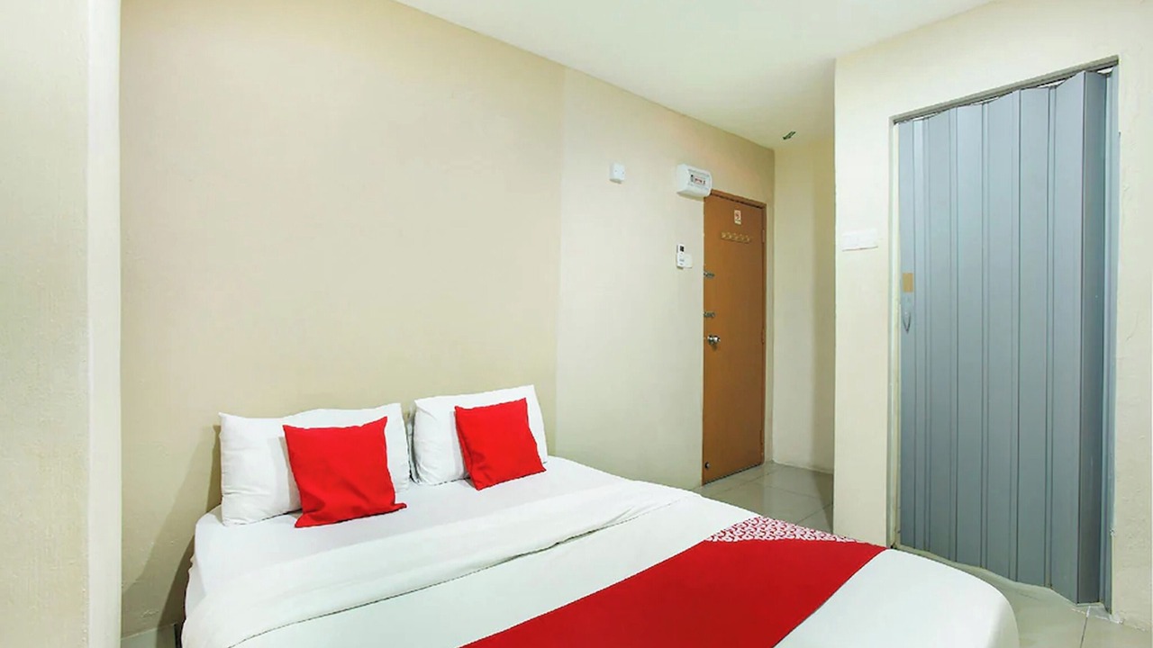 Photo of Bedroom in Batu Ferringhi