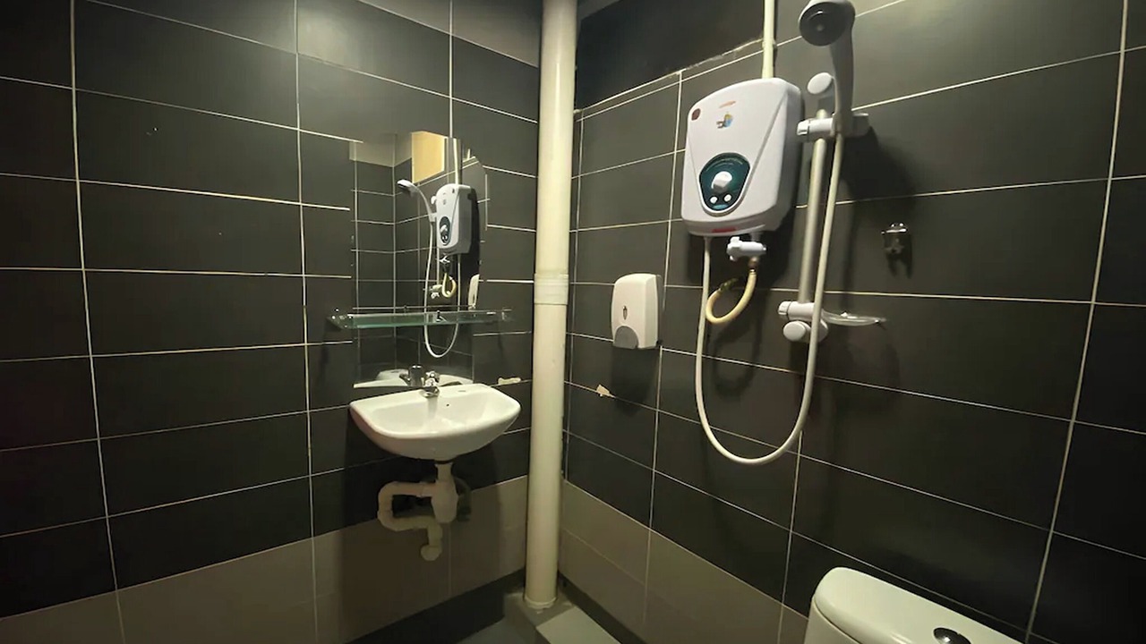 Photo of Bathroom in Batu Ferringhi