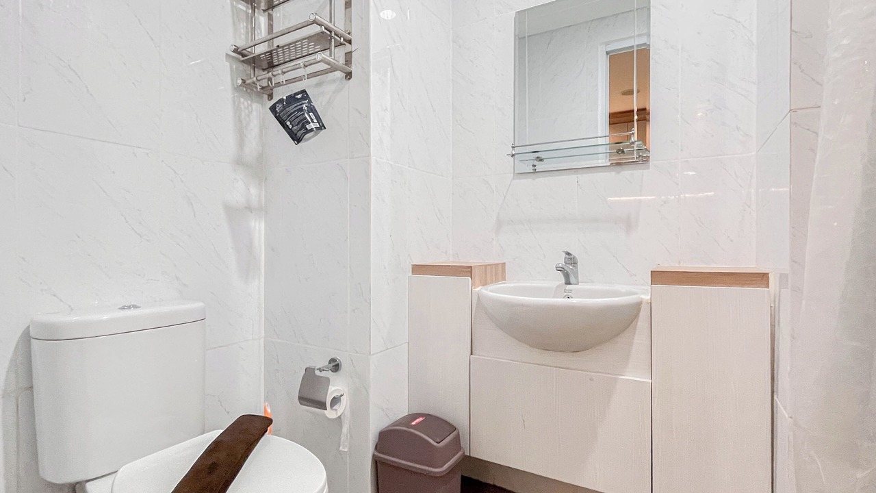 Photo of Bathroom in Biringkanya