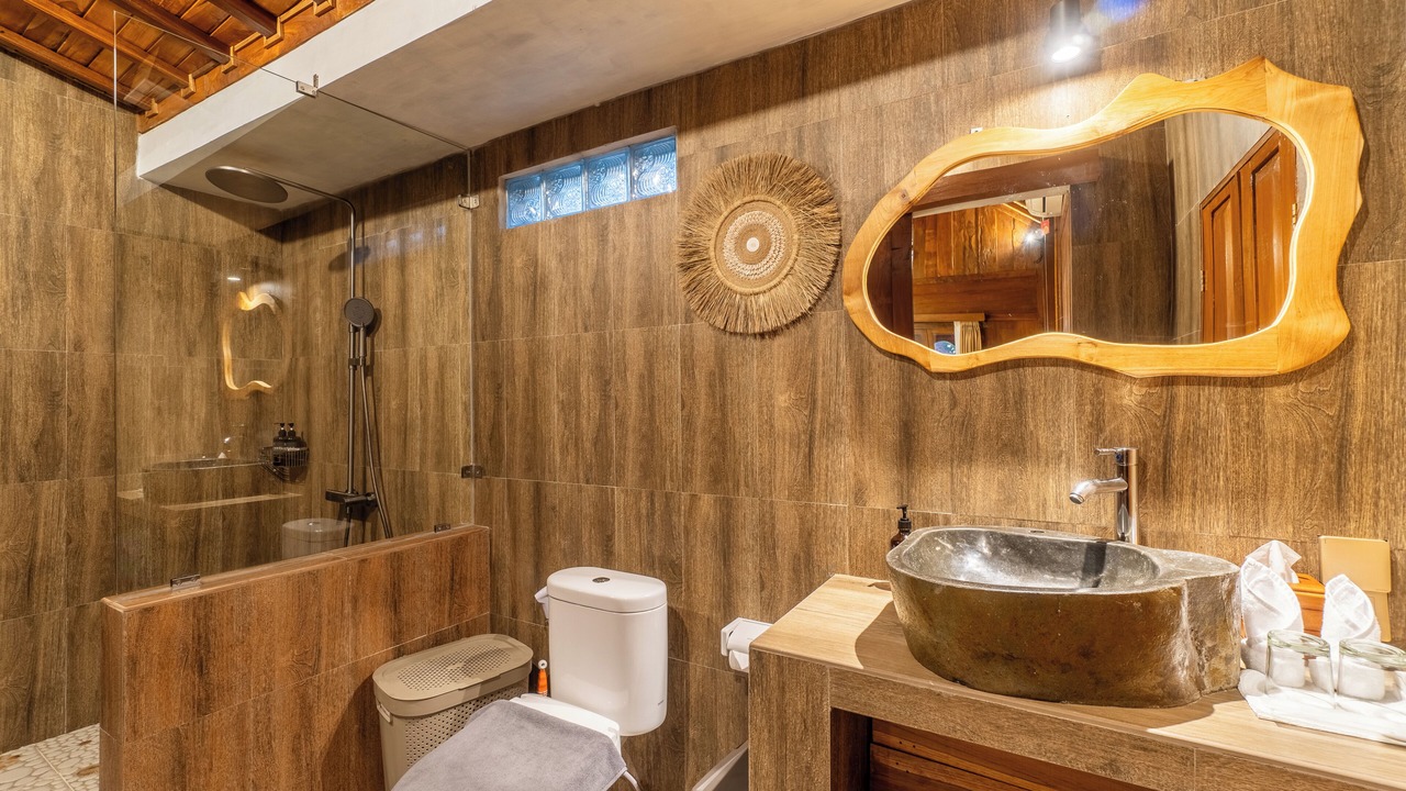 Photo of Bathroom in Penuktukan
