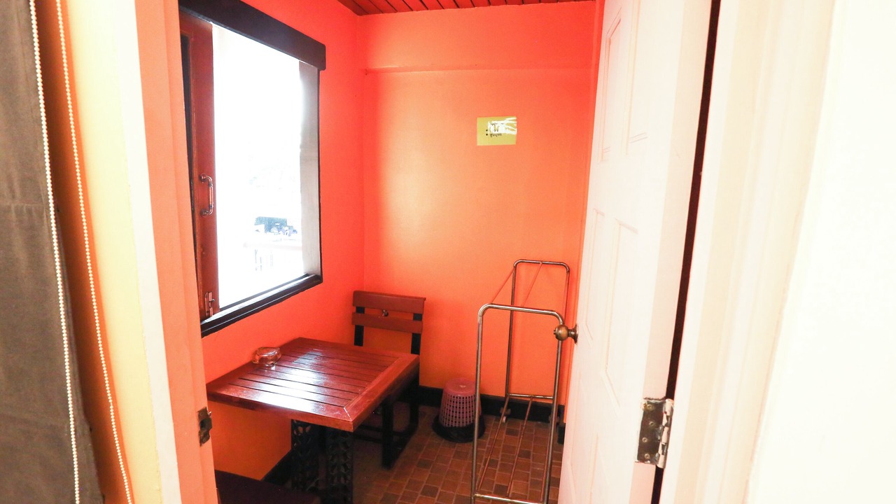Photo of Bedroom in Khanna Yao