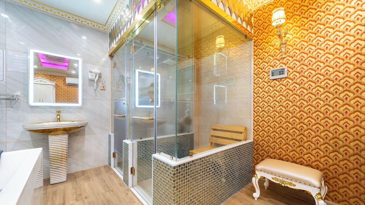 Photo of Bathroom in District 10